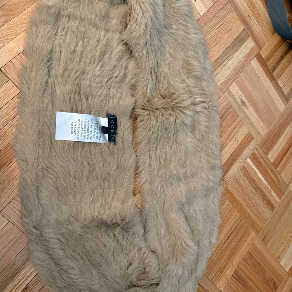 Jocelyn Real Rabbit Fur Infinity scarf - Picture 2 of 3
